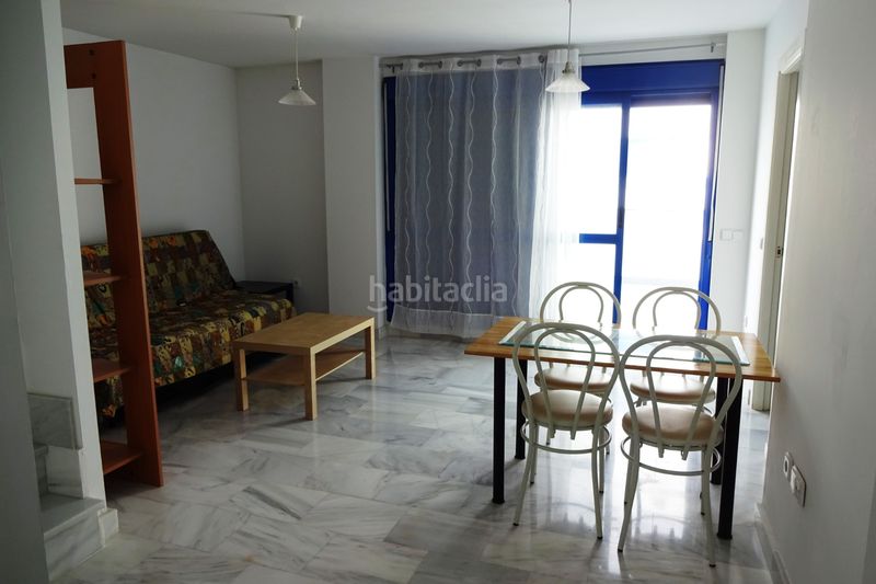 Foto 1bebc9c9-7cf9-47df-a747-a6403cb7381d. Casa aparellada a calle miradores 4 a puerto de Garrucha Garrucha