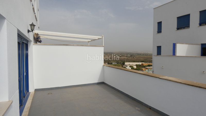 Foto d65a0f16-fcc8-4a84-936f-30503b2a104f. Casa aparellada a calle miradores 4 a puerto de Garrucha Garrucha