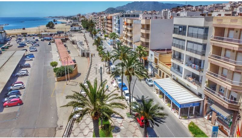 Foto e00409ce-14b3-4d36-891f-da1dea127e0b. Casa aparellada a calle miradores 4 a puerto de Garrucha Garrucha