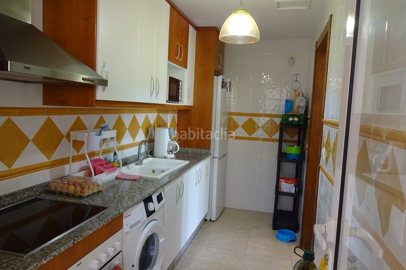 Foto 0585811c-9df4-44ac-a6f9-d4d5a43f0727. Apartamento en calle albardín 1 en Las Salinas Vera