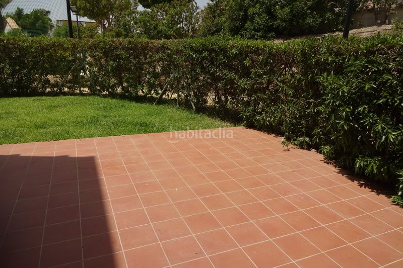 Foto 1f875cbb-6976-4ed7-85a4-d5b86a4431dc. Apartamento en calle albardín 1 en Las Salinas Vera