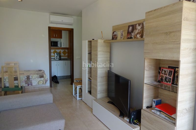 Foto a86752a2-a94a-45bd-a1b5-fdee8900e5b4. Apartamento en calle albardín 1 en Las Salinas Vera