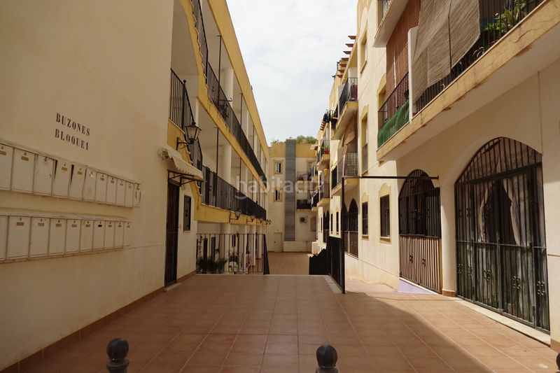 Foto a9f167c3-fc61-4988-ac36-5a87badf6683. Apartament amb calefacció aparcament a playa de Garrucha Garrucha