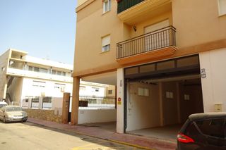 Locale commerciale in Calle carlos v 22