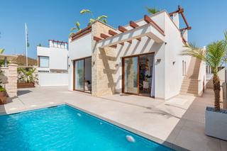 Casa adossada a Avenida ciudad de castellón 16
