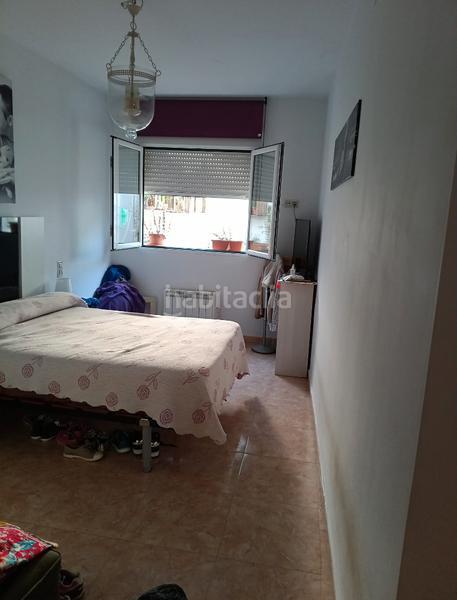 Foto 0d655615-d08e-442e-8f16-77dc9639f7aa. Haus mit heizung parking in Dosbarrios