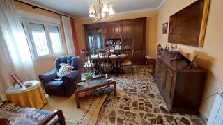 Casa in Avenida comunidad de madrid 47. Casa de pueblo