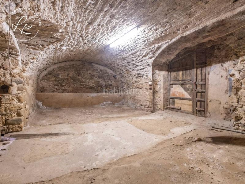 Foto 39a7e1ba-7d87-4424-9b50-99663c5e046b. Casale in Boadella i les Escaules