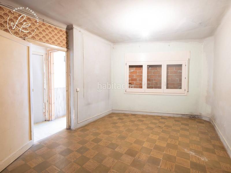 Foto 67d10937-66ea-49a5-a6b4-80370e5ebd04. Casa en tapís 123 casa con jardín y muchas posibilidades en Figueres