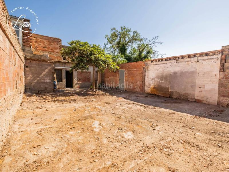 Foto a046edfe-172c-4d3d-bb84-2e1b62c5acc4. Casa en tapís 123 casa con jardín y muchas posibilidades en Figueres