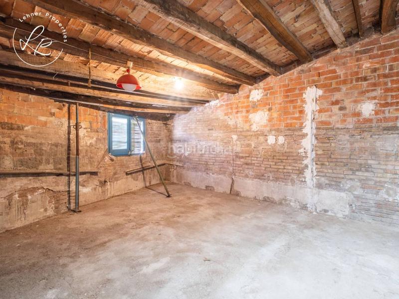 Foto df076816-5972-474d-bcfc-da132fcfcb88. Casa en tapís 123 casa con jardín y muchas posibilidades en Figueres