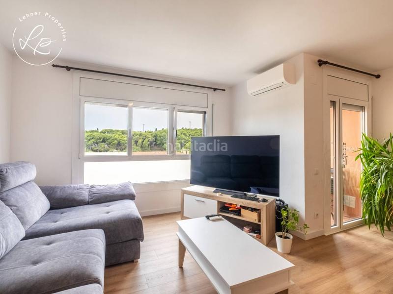 Foto 90bf2e48-0afa-4aff-8e04-2d0853c4163d. Piso  en venta en eixamplehorta capallera en Eixample-Horta Capallera Figueres