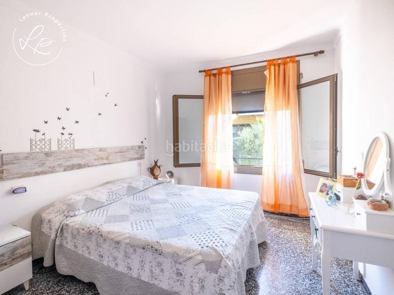 Foto 4e585f2d-1290-482a-8b75-80408f8d7de8. Casa  con jardín en Sant Miquel de Fluvià