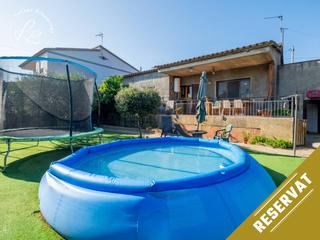 Haus  Ferrer fabrega. Casa con jardín en sant miquel de fluvià