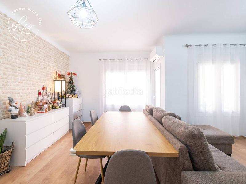 Foto 43721fbe-643a-4391-81b8-768416fbc386. House with heating parking in Castelló d´Empúries