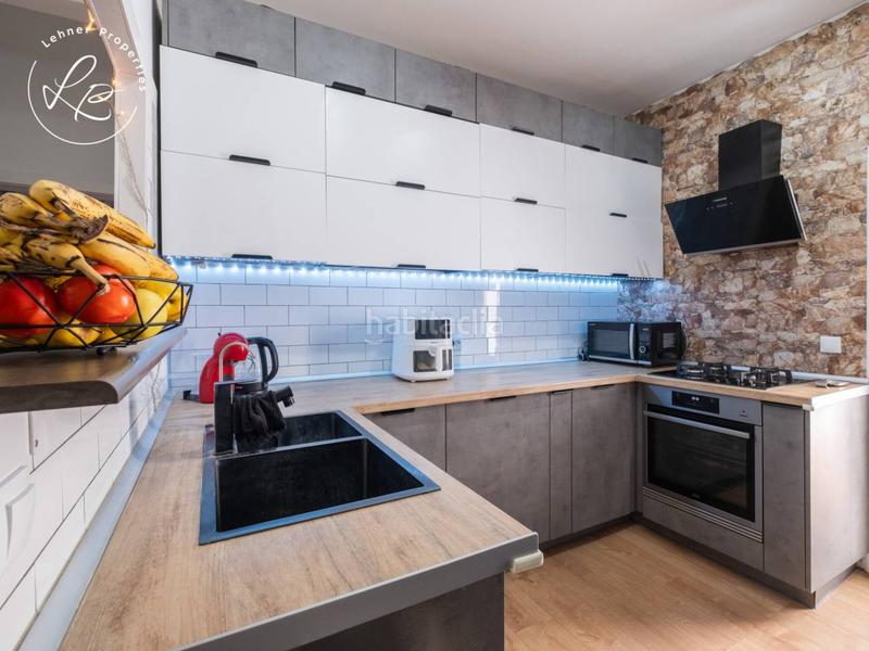 Foto 90370b4d-da22-44dc-a206-edb400a01183. House with heating parking in Castelló d´Empúries