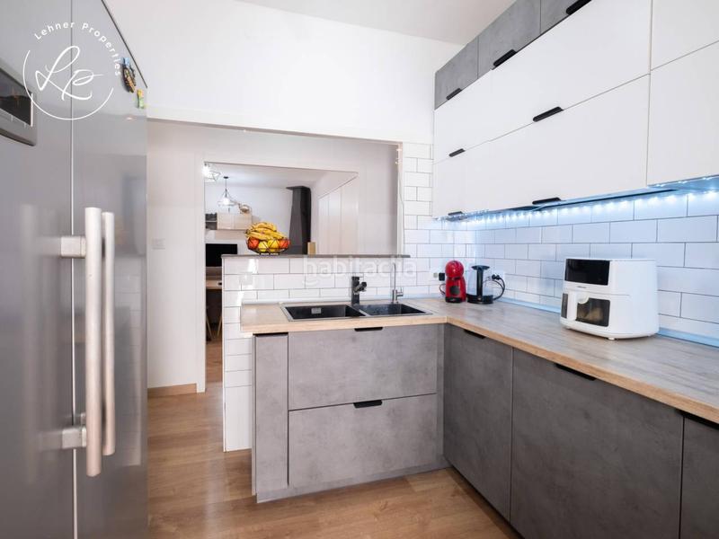 Foto aa2f5df6-9c5f-4b5d-87ba-59439228d314. House with heating parking in Castelló d´Empúries