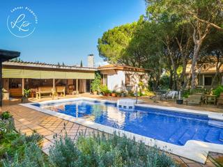 Casa  Figueres. Casa unifamiliar en venta en mollet de peralada