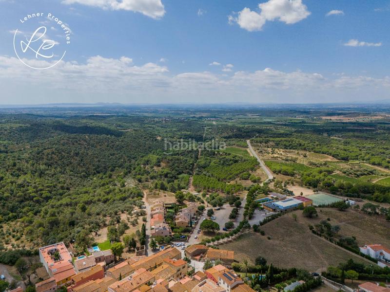 Foto 91d409e5-f411-4e77-822a-7a5d8e89cc94. Maison jumelée avec parking dans Vilamaniscle