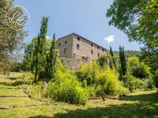 Masia  Lloc riera mas coromina. Espectacular masía del siglo xviii