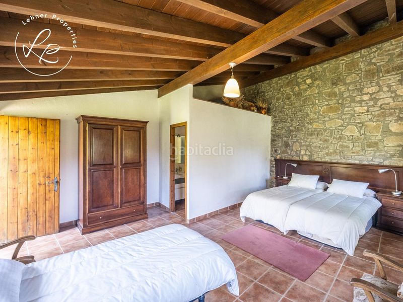 Foto e9363a26-df14-42ae-8aed-931806a01d21. Masia amb calefacció aparcament a Vall de Bianya (La)