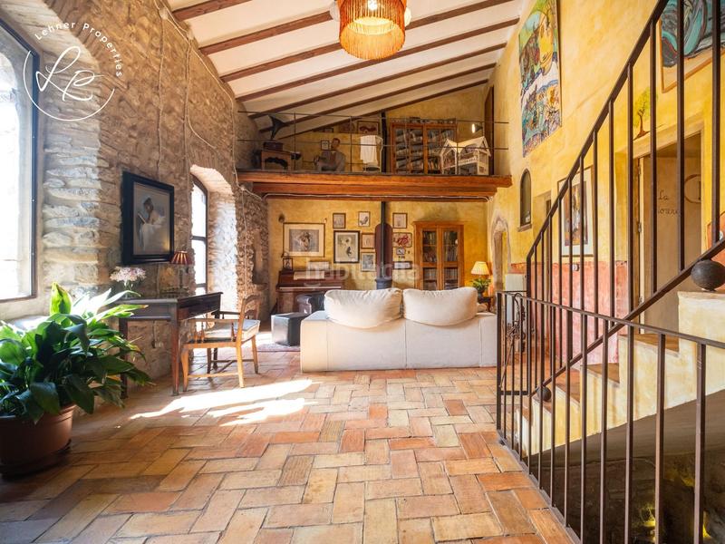 Foto 148f52e5-0268-4682-9c58-1764520ee386. Masía casa rural del siglo xiii en Esponellà