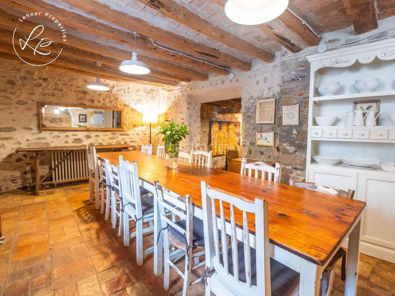 Foto 94eafa55-28bf-4174-8d00-8e346d4abeff. Masía casa rural del siglo xiii en Esponellà