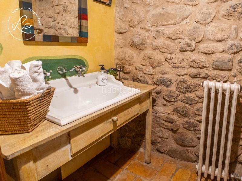 Foto fbdf72a9-e151-4203-b4ba-fbfbfd28d76e. Masía casa rural del siglo xiii en Esponellà