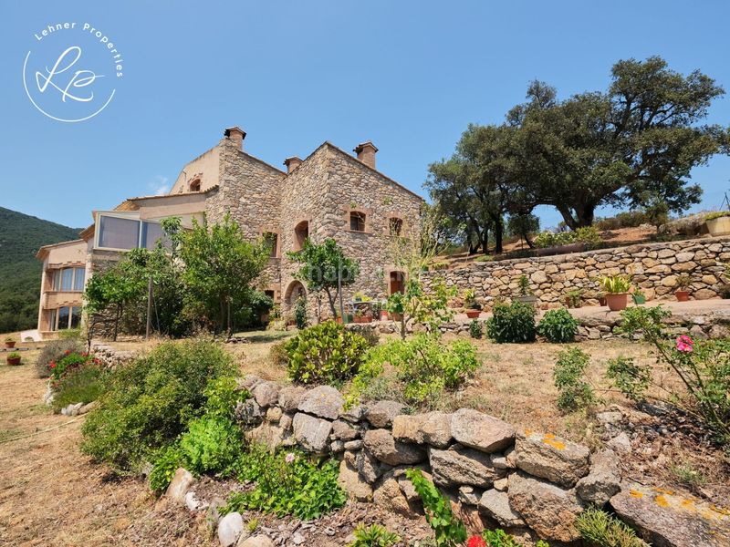 Foto 45c559c0-2c25-43c5-a9e1-d560ab587240. Masia amb aparcament a Jonquera (La)