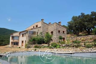 Masia a Jonquera (La). Espléndida masia en venta en la jonquera