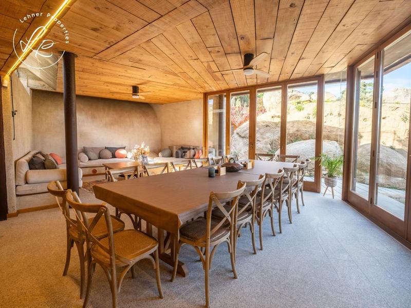 Foto b1ca9f1b-5865-4fa7-8a79-2cf227b1ed0a. Casa exclusiva propiedad con licencia turística y diseño único en Capmany