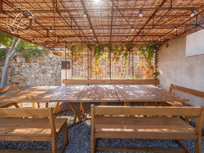 Foto dbfa99c2-b70f-4148-a630-b4ae682c3d33. Casa exclusiva propiedad con licencia turística y diseño único en Capmany