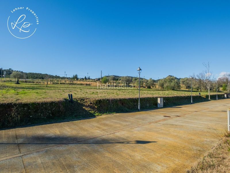 Foto 1ce569e8-a4ee-4484-9fa6-f603edb01110. Terreny residencial a calle 17722 9 a Darnius