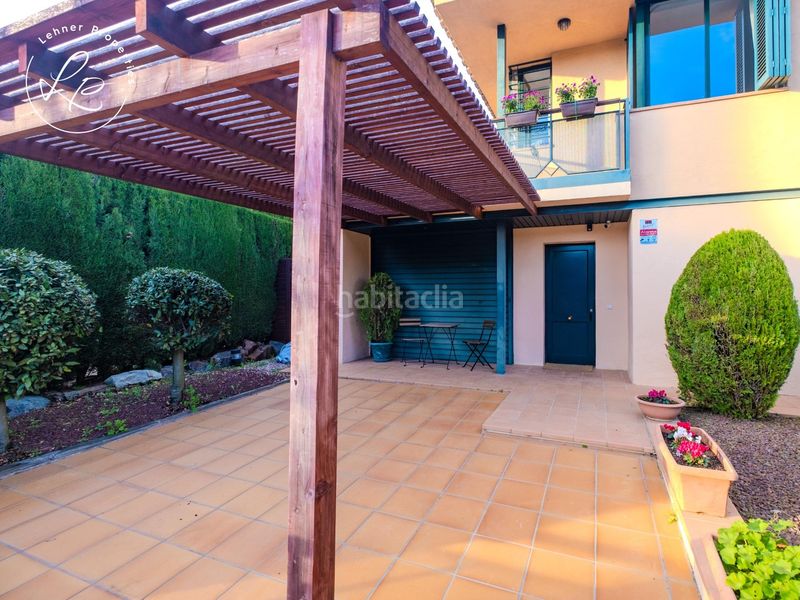 Foto 5b50bfa2-13f7-4a6d-8ef5-dca69d7637cd. Casa adossada amb calefacció aparcament piscina a Navata