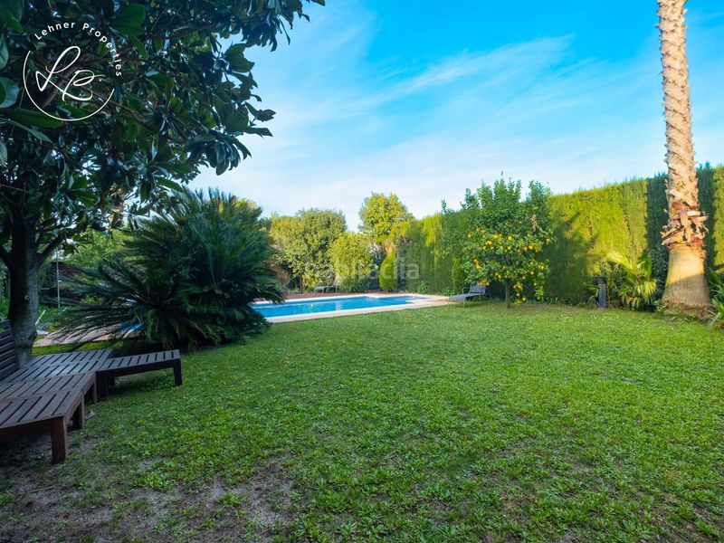 Foto 8182e853-9a3b-46d8-b5e4-db8a79f71cd8. Casa adossada amb calefacció aparcament piscina a Navata