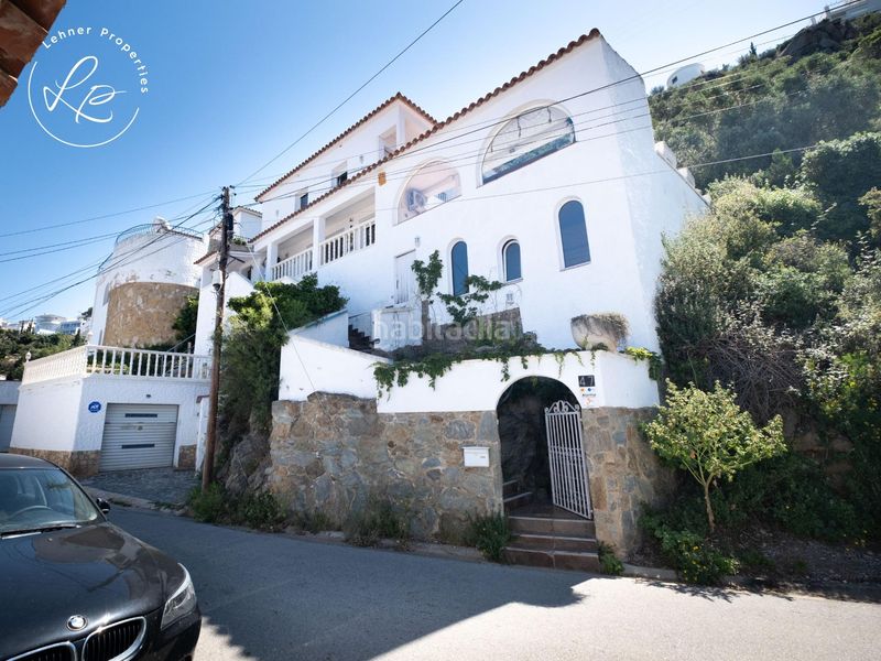 Foto a2965772-9193-4b9d-a02e-c6824aa996b3. Casa amb calefacció aparcament piscina a Puig Rom-Canyelles-Almadrava Roses