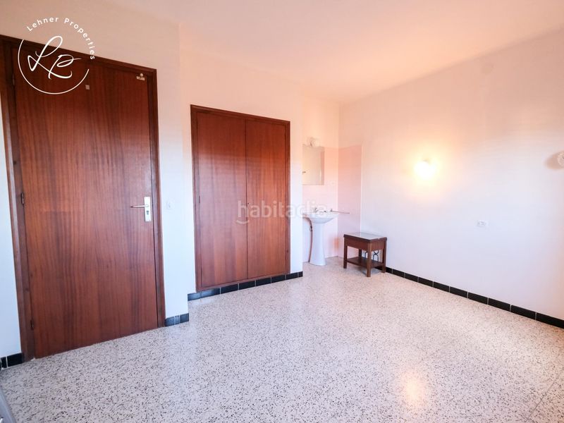 Foto 4be0c594-3d90-43a1-85f9-c679eccee788. Edifici a Garriguella