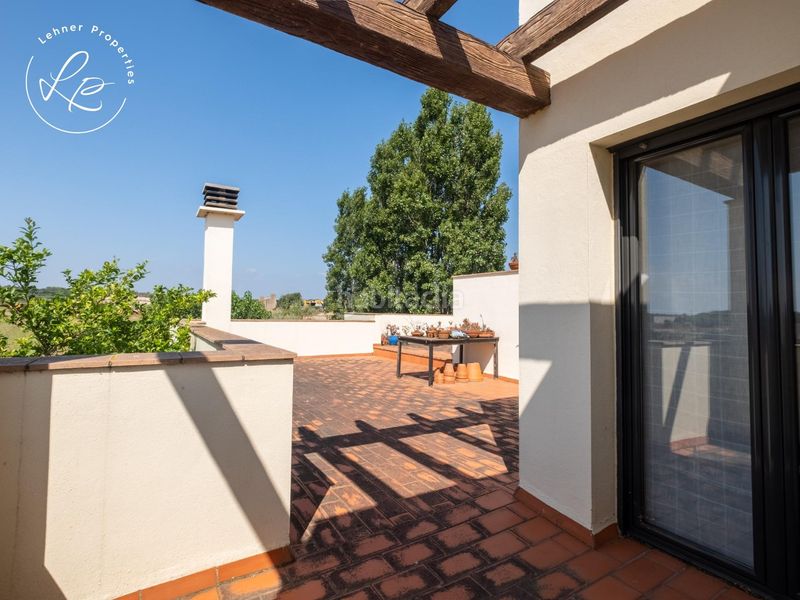 Foto 1bcd91ba-fcef-4f82-adab-e755b3dc8e06. Casa amb calefacció aparcament piscina a Pedret i Marzà