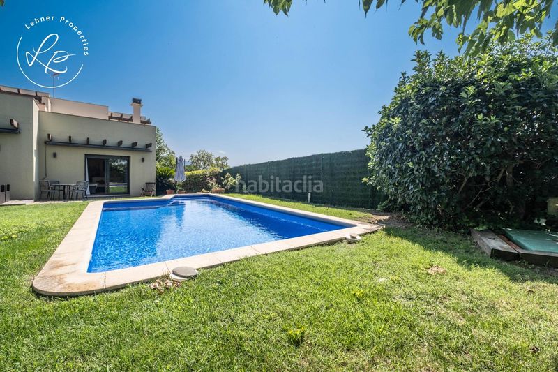 Foto 34dfaa0f-ec63-46b8-ac23-53de669e4e47. Casa adossada amb calefacció aparcament piscina a Pedret i Marzà