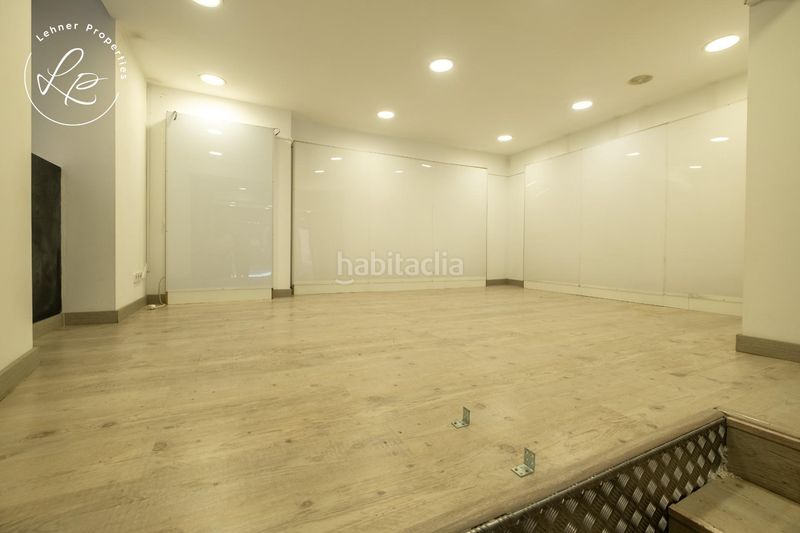 Foto 5b88a480-3374-4431-9d1b-655ba6f84de6. Edificio in Olot