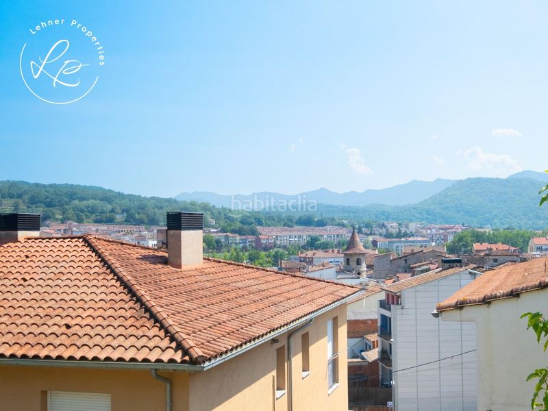 Foto 123f7a10-a8cb-4c14-95d7-d7e3e34625c2. Casa amb calefacció aparcament a Olot