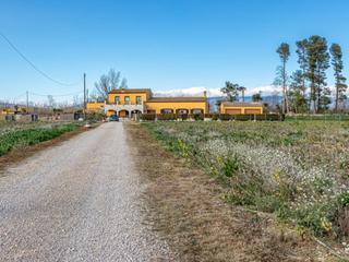 Maison à Peralada 0. Masía en venta en peralada