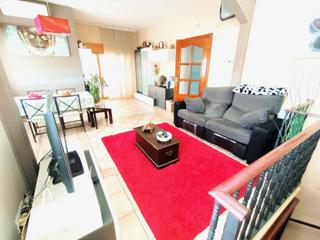 Casa aparellada a Cunit Residencial. Espectacular chalet pareado en cunit residencial