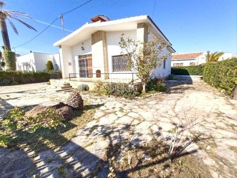 Foto b911965f-3da2-4001-9f36-d20df89275d8. Xalet amb calefacció aparcament piscina a Can Nicolau - Les Sorres - Valparaiso Cunit