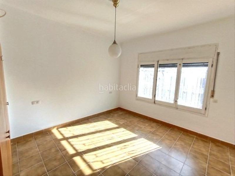 Foto f0f9485c-1a84-4ef5-b77b-3af1a46c84fd. Xalet amb calefacció aparcament piscina a Can Nicolau - Les Sorres - Valparaiso Cunit