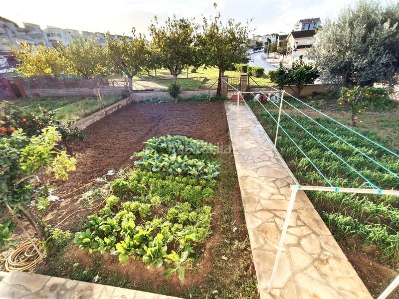 Foto eaa40bf4-24b7-4785-9bf5-fc344735e542. Chalet  independiente residencial en Cunit residencial Cunit