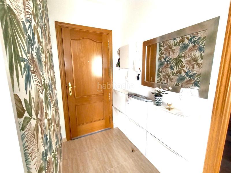 Foto 551f14ee-1b2c-4e06-a1ee-97cd37b11052. Ático espectacular atico amueblado con solarium y vistas al mar residencial en Cunit