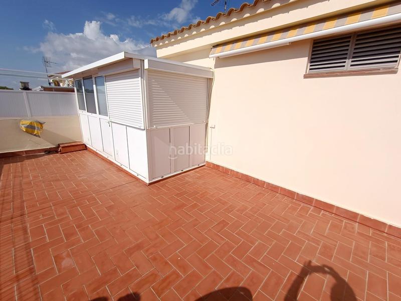Foto be192a45-d7ae-40ac-97c9-9d801cd071e4. Ático espectacular atico amueblado con solarium y vistas al mar residencial en Cunit