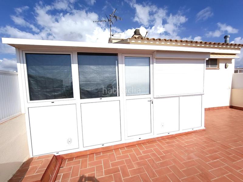 Foto c8e99ec3-aecc-4d50-a9bd-c190bdee81d4. Ático espectacular atico amueblado con solarium y vistas al mar residencial en Cunit