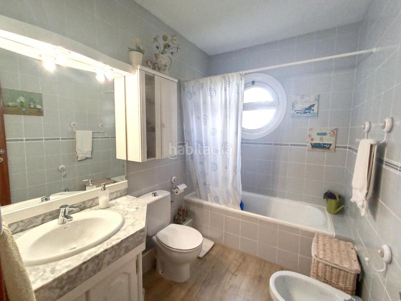Foto 07d2c7ff-5d36-4767-b513-7a0a2c778bc3. Casa a schiera con parcheggio piscina in Cunit residencial Cunit